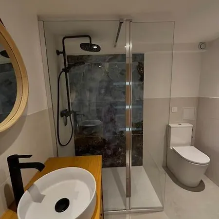 L'esmeralda - Maisonnette De *